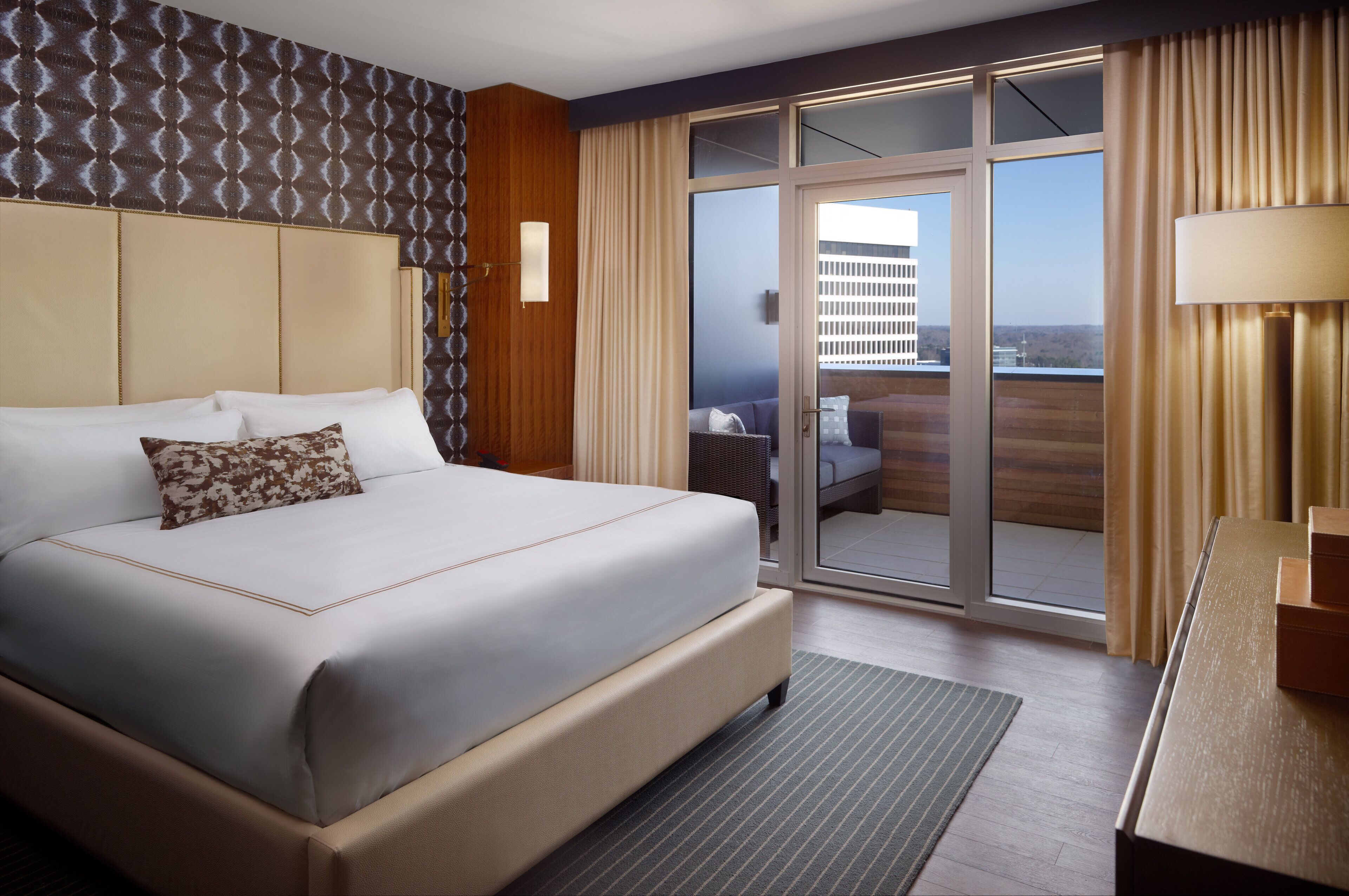 Premium bedding, pillow-top beds, minibar, in-room safe