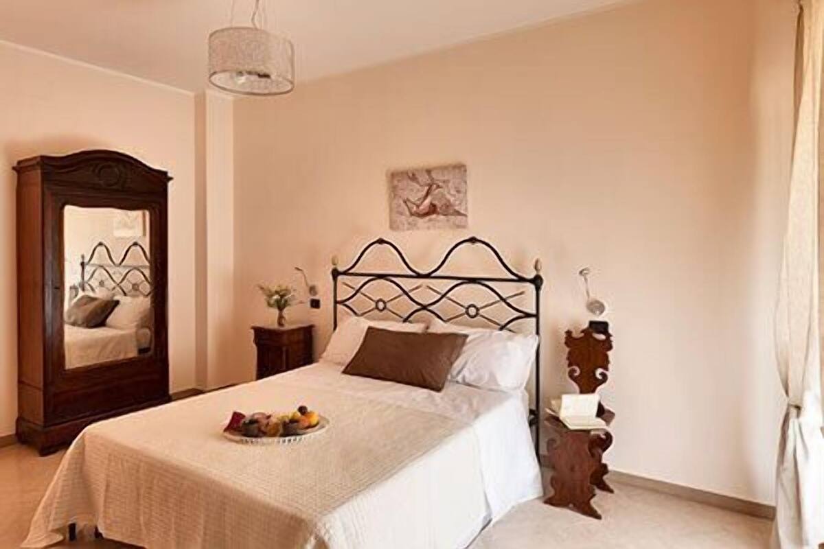 Chambre double pour 1 personne | 1 chambre, système d’insonorisation, fer et planche à repasser