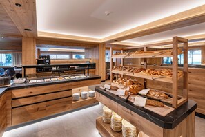 Desayuno buffet incluido todos los días 