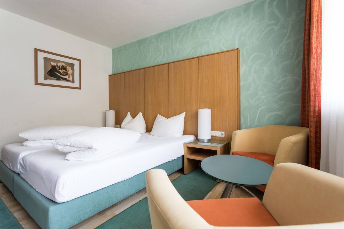 Standard Double Room (Edelweiss) | In-room safe, desk, free WiFi