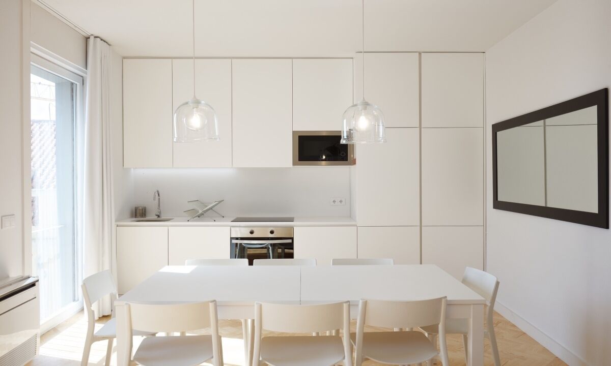 Appartement, 3 chambres | Cuisine privée | Réfrigérateur, micro-ondes, four, plaque de cuisson