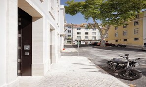 Apartamento, 3 quartos | Vista para a rua