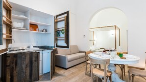 Apartment, 1 Bedroom, Kitchenette | Private kitchenette | Fridge, electric kettle - Il Palazzotto Luxury Suites (Lecce)
