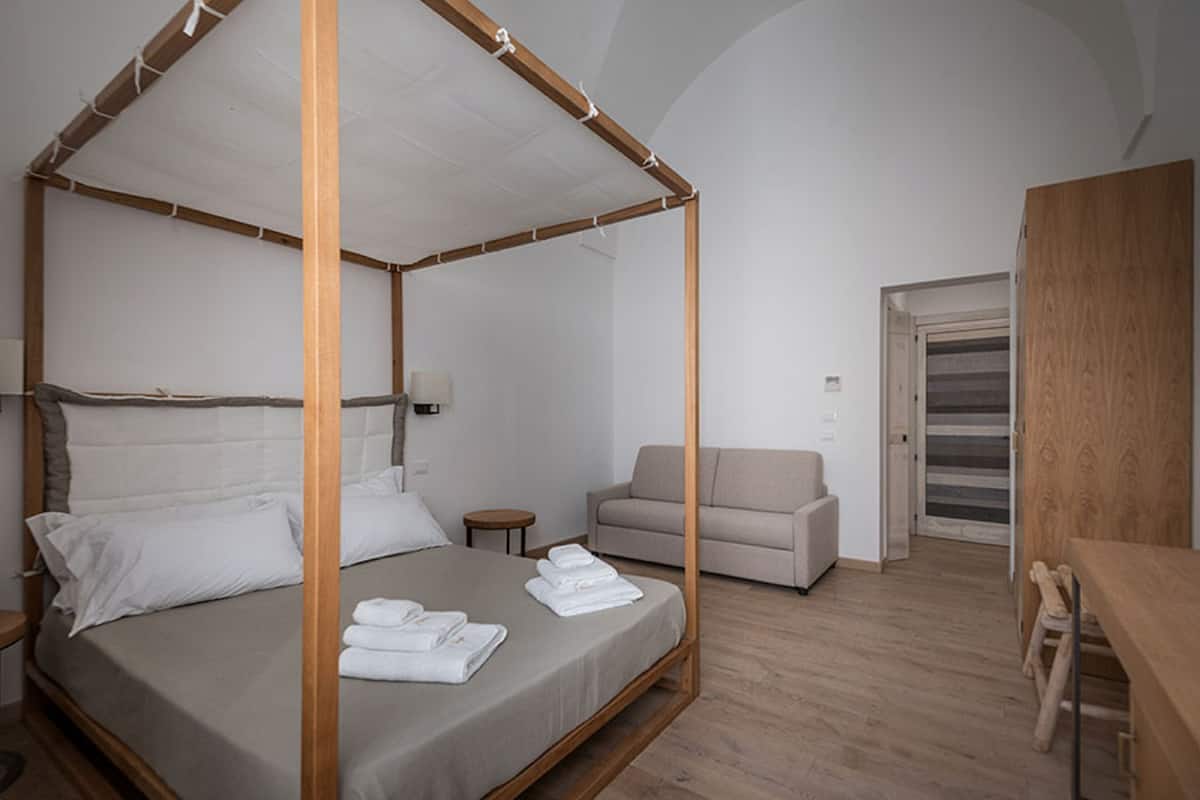 Driepersoonskamer | 1 slaapkamer, Italiaanse Frette-lakens, luxe beddengoed