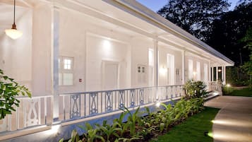 Pavlova Suites | 1 habitación, sábanas de algodón egipcio y ropa de cama de alta calidad