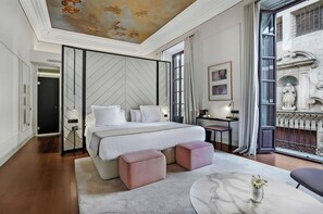 Egyptian cotton sheets, premium bedding, down duvets, memory-foam beds - Summum Boutique Hotel, member of Meliá Collection (Palma de Mallorca)