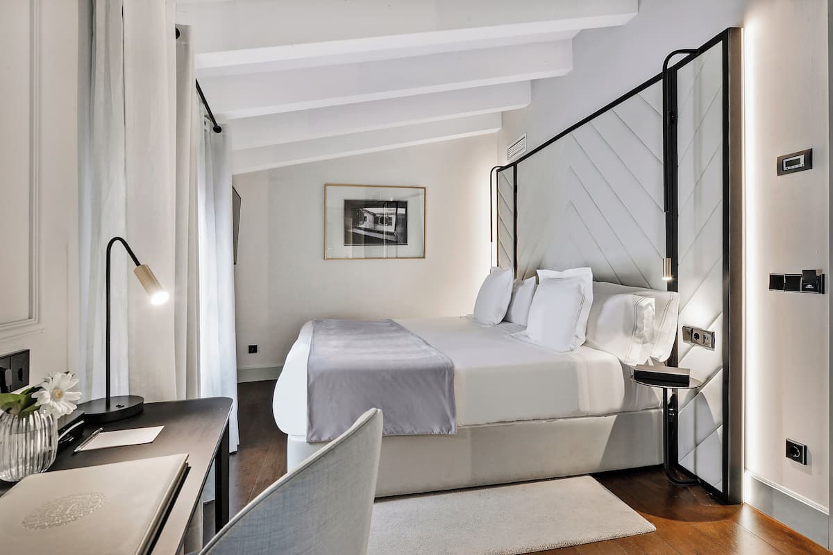Room, Terrace (Style) | Egyptian cotton sheets, premium bedding, down duvets, memory-foam beds