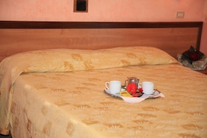 In-room safe, desk, free WiFi, wheelchair access