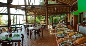 Desayuno continental incluido todos los días 