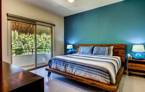 Penthouse, 3 habitaciones | 3 habitaciones, tabla de planchar con plancha y cunas gratuitas 