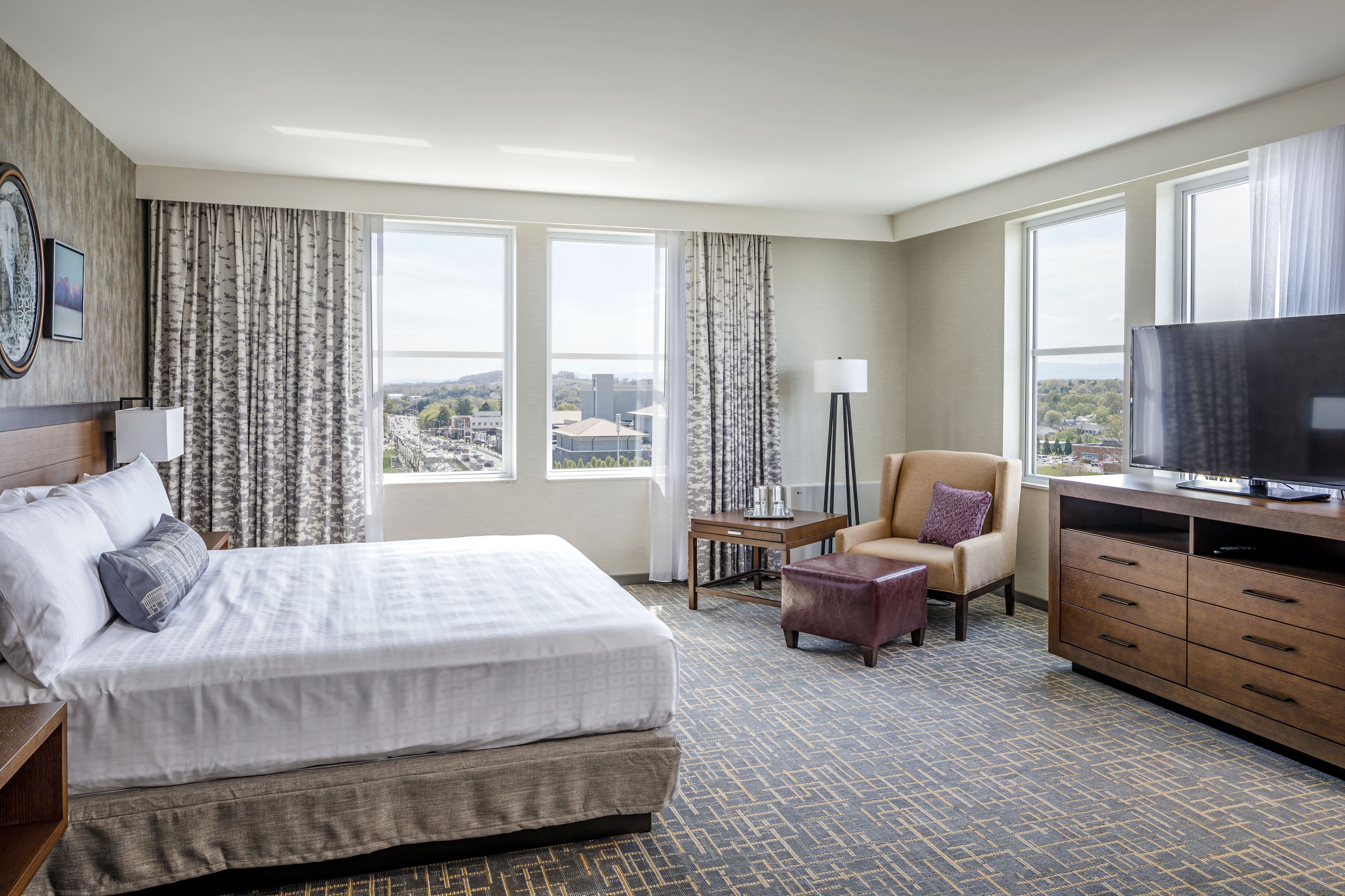 presidential suite, 2 bedrooms | premium bedding, in-room safe, desk, blackout curtains