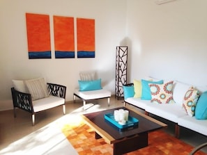 Apartment, 2 Bedrooms | Living area