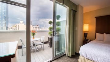Deluxe Suite, 1 King Bed, Terrace, City View | Terrace/patio