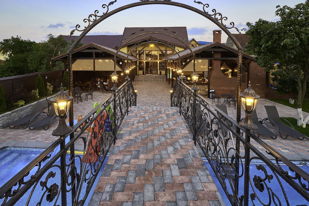Resort Ambient
