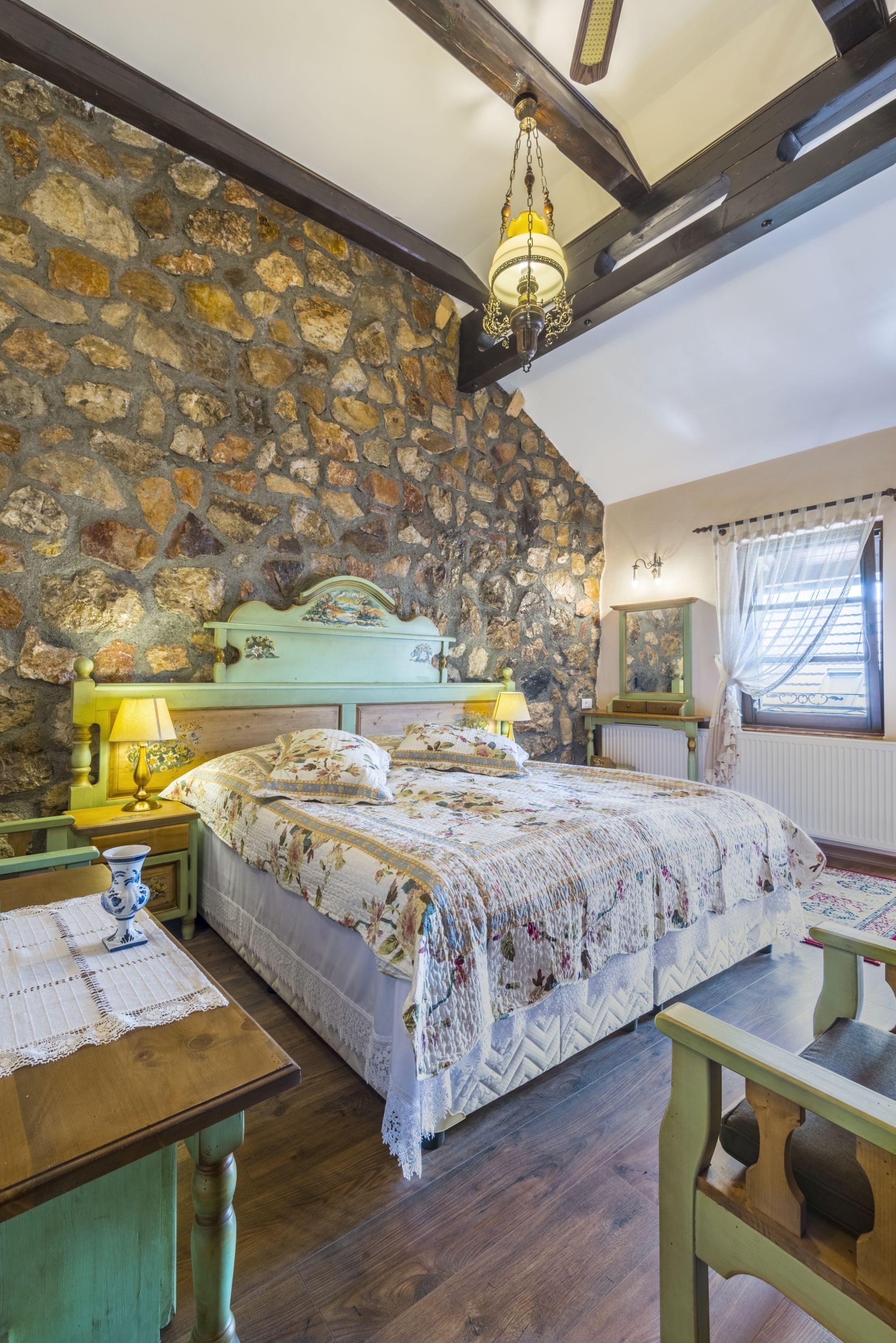 standard twin room | premium bedding, minibar, in-room safe, individually decorated