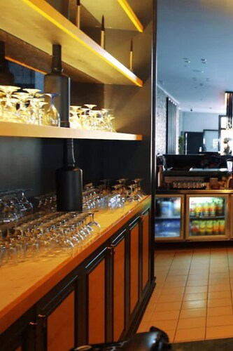 Sey Beach Hotel & Spa