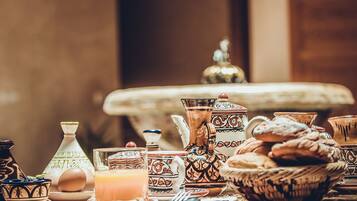 Gratis morgenmadsbuffet hver dag