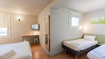 Family Room, 2 Double Beds