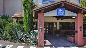 Unclassified image, 5 of 34, button - ibis budget Avignon Nord Le Pontet (Le Pontet)