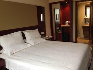 In-room safe, free WiFi - Greentree Inn Suzhou Heshan Business Hotel (Suzhou)