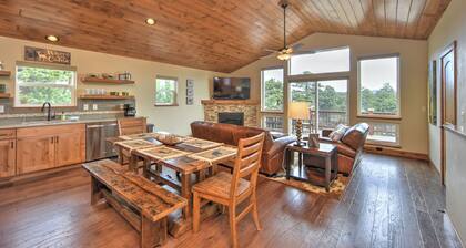 Great views from 2 decks, block from town, across from nature preserve, Hot Tub!
