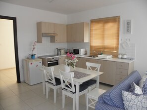 Fridge, microwave, oven, stovetop - Apartment In a New Luxury Resort next to kaparis beaches (kapparis, Paralimni)