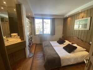 2 Schlafzimmer, Schreibtisch, Bügeleisen/Bügelbrett, kostenloses WLAN