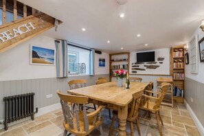 Dining - Fisherman`s cottage close to Looe`s harbour (Cornwall)