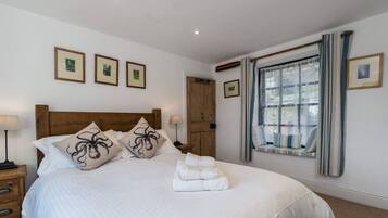 4 chambres, fer et planche Ă repasser, Wi-Fi gratuit