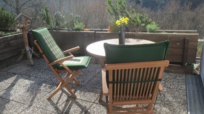 Outdoor dining - *** Star apartment, large terrace on the south slope with panoramic views near the Rursee  (Simmerath)