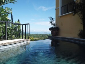 An infinity pool