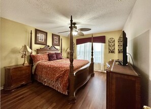 6 soverom, strykejern/-brett, wi-fi (inkludert) og sengetøy