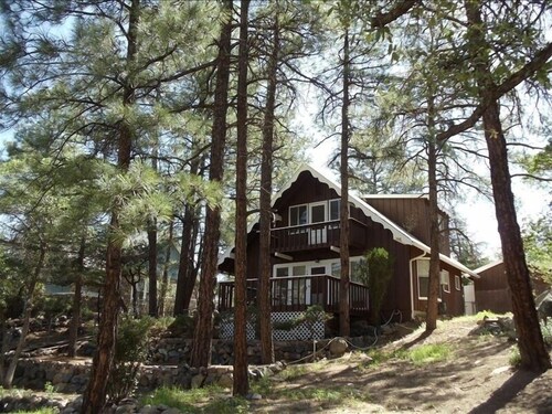 Chalet mit Charme - zu Fuß zum Whiskey Row! Hundefreundlich