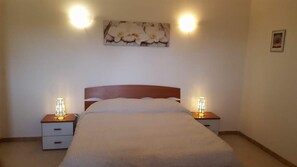 1 bedroom, iron/ironing board, WiFi, bed sheets - The scents of the Puglia countryside a stone's throw from the sea of ​​Polignano a Mare (Polignano a mare)