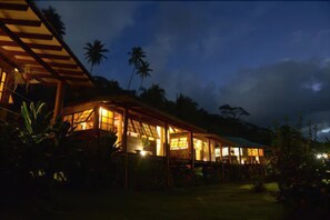 Front of property - evening/night - Fare Oviri Lodge (Raiatea)