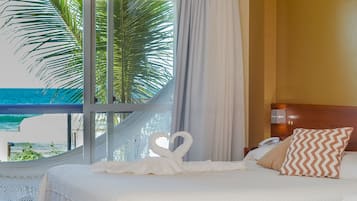 Panoramic-Vierbettzimmer, Meerblick | Ausblick vom Zimmer