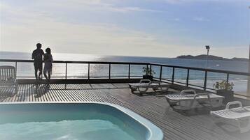 Outdoor pool, sun loungers