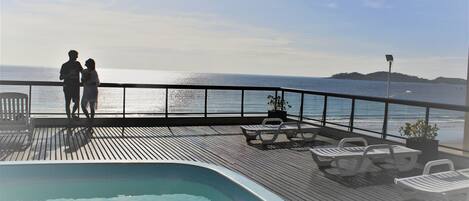 Outdoor pool, sun loungers