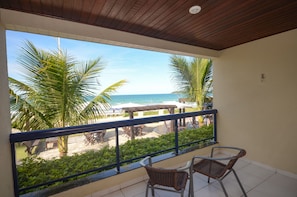 Neljän hengen panoraamahuone, merinäköala | Näkymä parvekkeelta