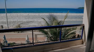 Habitación cuádruple panorámica, vista al mar | Vista desde la habitación