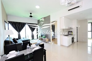 Basic Apartment, 2 Bedrooms, Balcony, City View | 1 bedroom, iron/ironing board, free WiFi - Setia Sky Residence KLCC - Artez Maison (Kuala Lumpur)