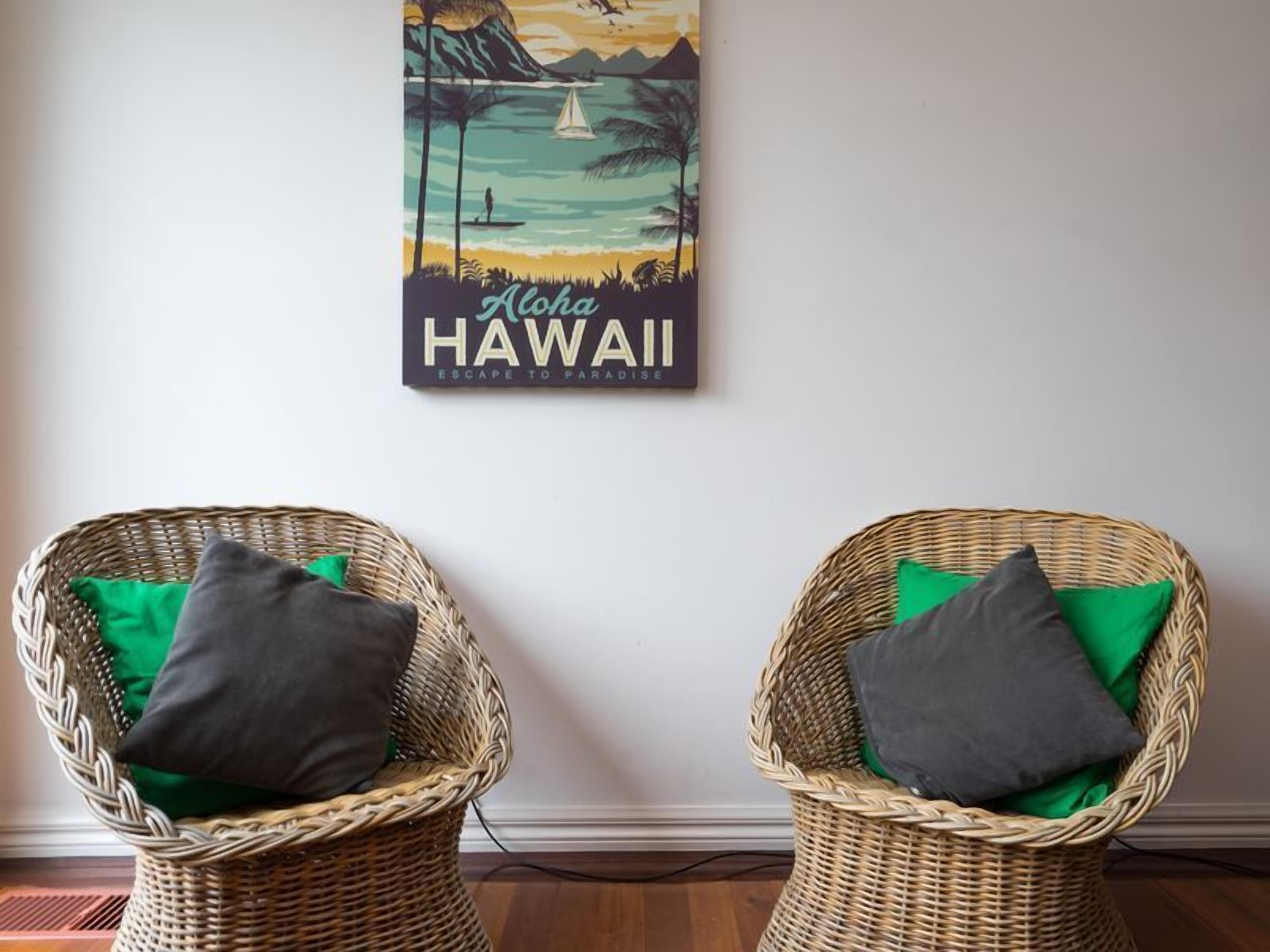 Townhome, 3 Bedrooms | Living area | Flat-screen TV