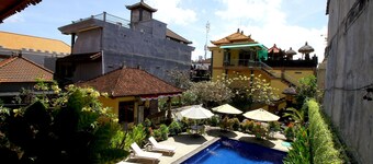 Dua Dara Inn Kuta