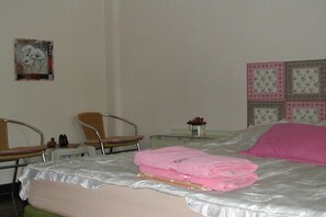 Chambre | Coffre-fort, accès au Wi-Fi (inclus)
