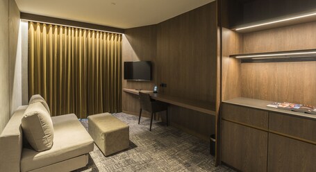 30 Bencoolen - Image 19