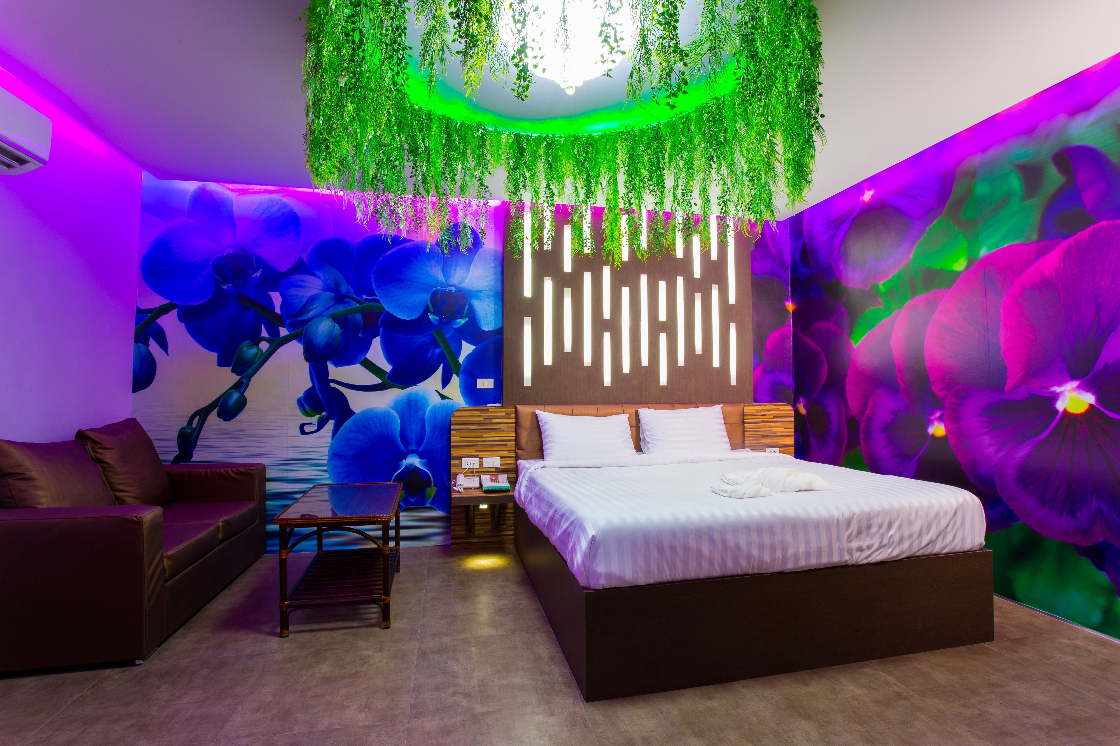 blackout curtains, soundproofing, free wifi, bed sheets