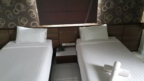 Rollaway beds, free WiFi