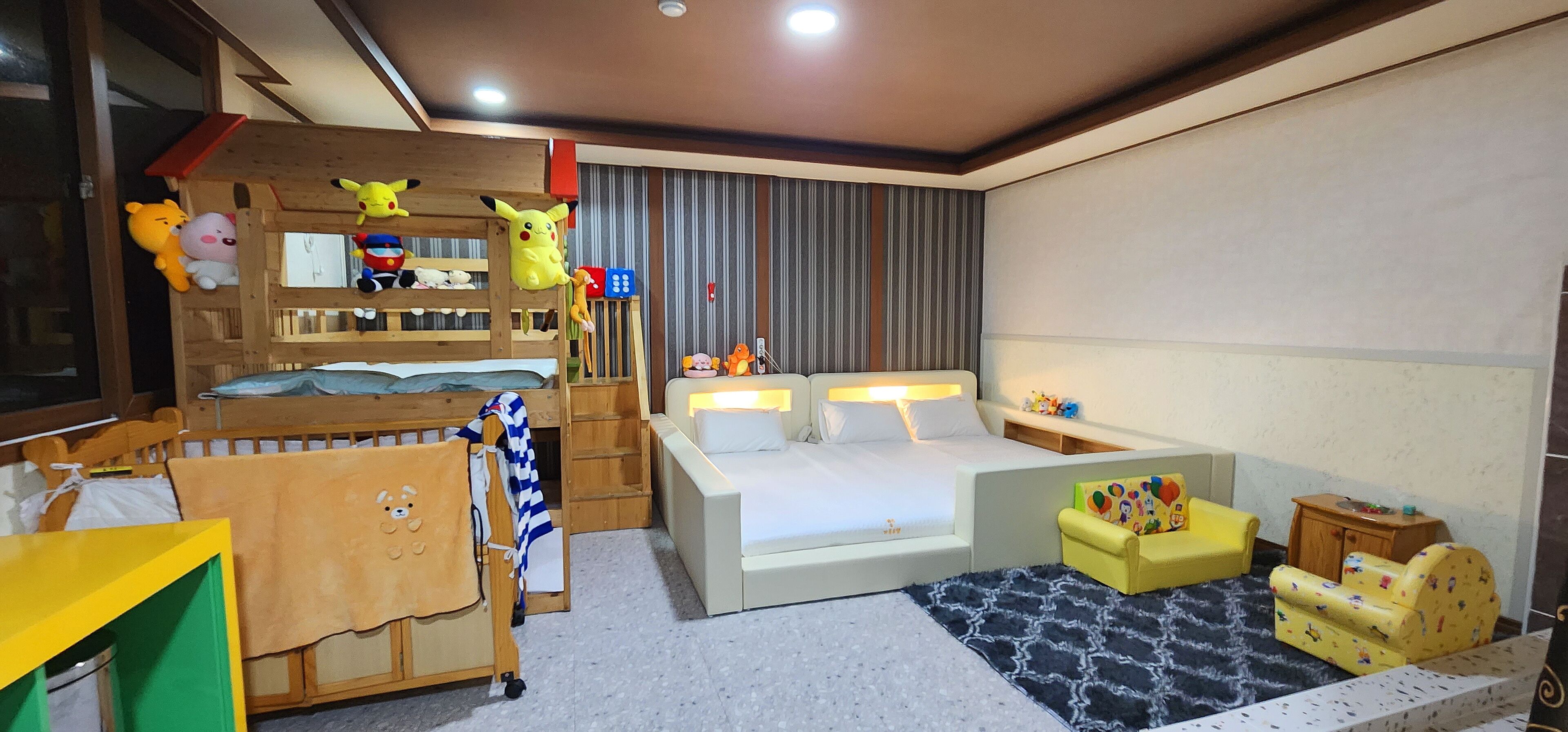 kids vip | 1 bedroom, individually decorated, laptop workspace, blackout curtains