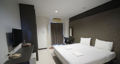 Fortune Surin Hotel