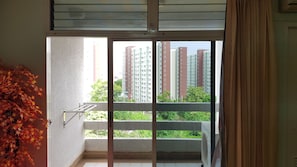 Super Executive Room | Balcony - Aek Udon Apartment (Udon Thani)